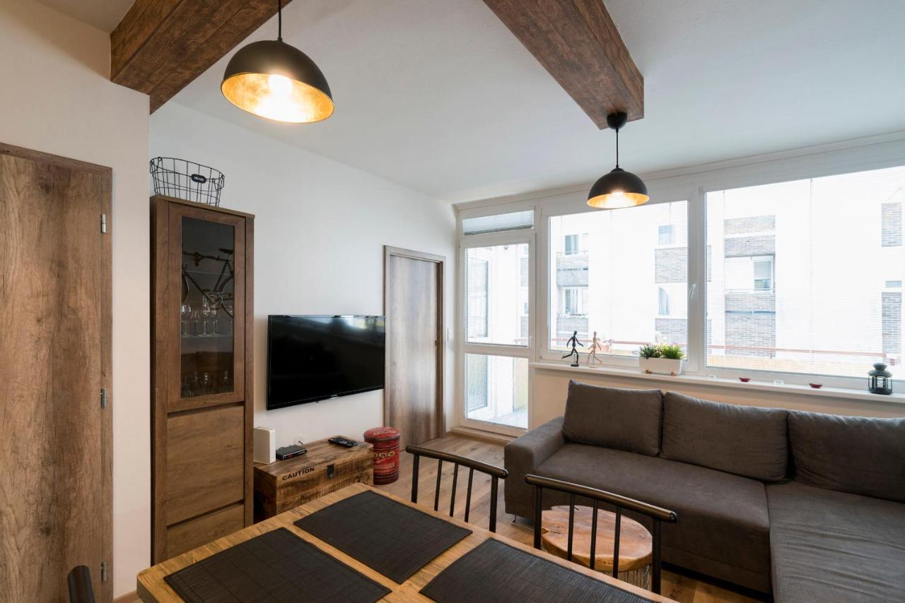 Stylish Centrally Located 1Br Apartment With Parking براتسيلافا المظهر الخارجي الصورة