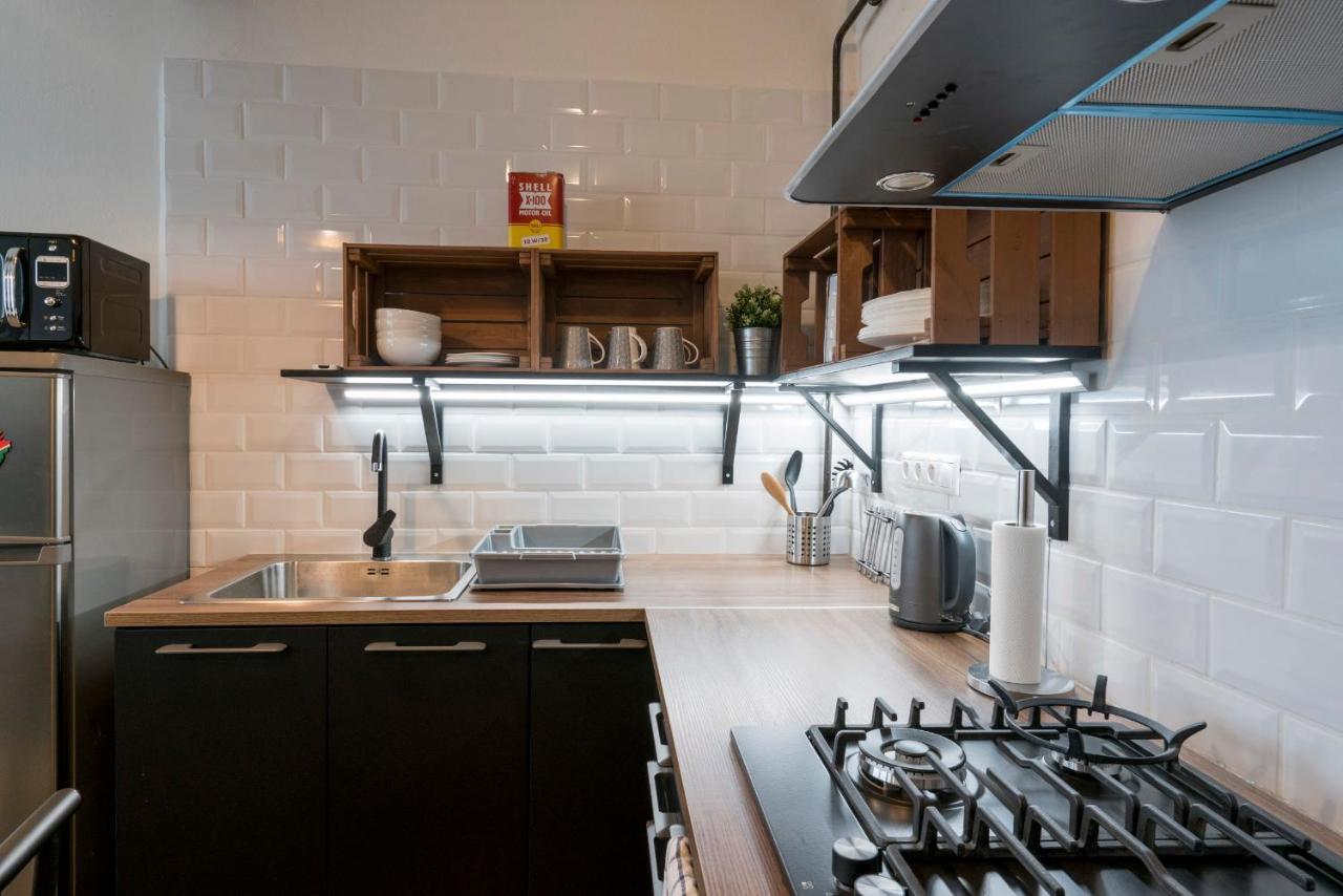 Stylish Centrally Located 1Br Apartment With Parking براتسيلافا المظهر الخارجي الصورة