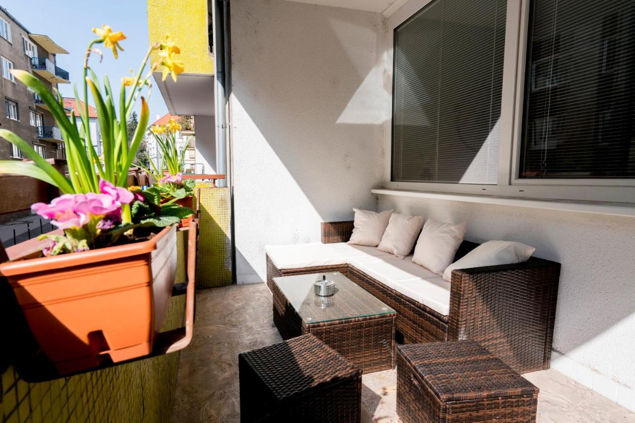 Stylish Centrally Located 1Br Apartment With Parking براتسيلافا المظهر الخارجي الصورة